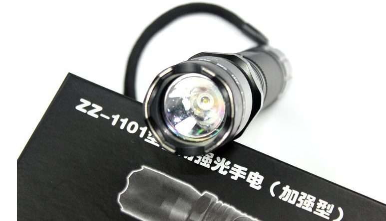 防身電擊棒的原理是什么？