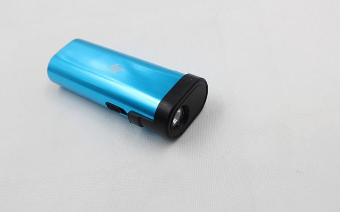 如何使用防身電棍來防身？